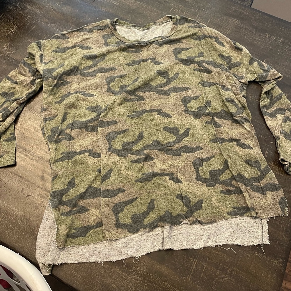 Soft camo long sleeve shirt